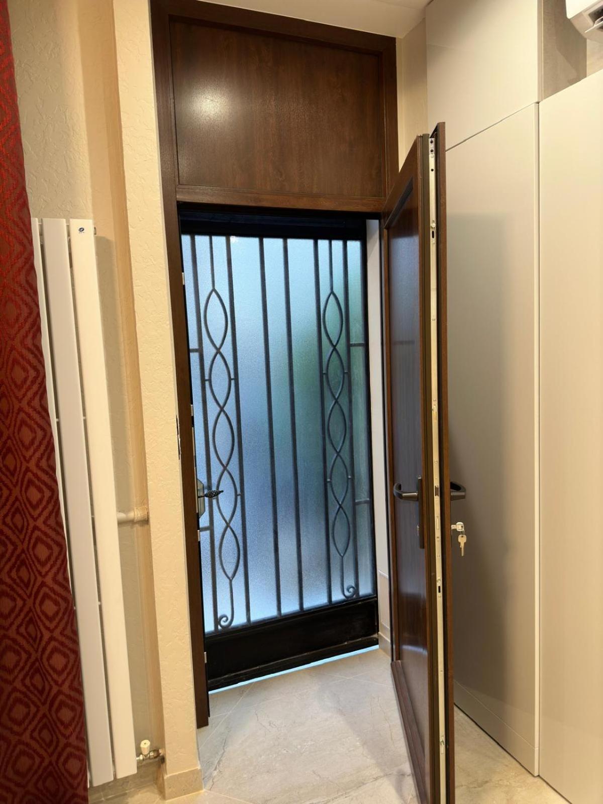 Extraordinaire Grand Studio Au Centre 6 Minutes A Pied De La Plage Et L'Hotel Negresco Nice Buitenkant foto