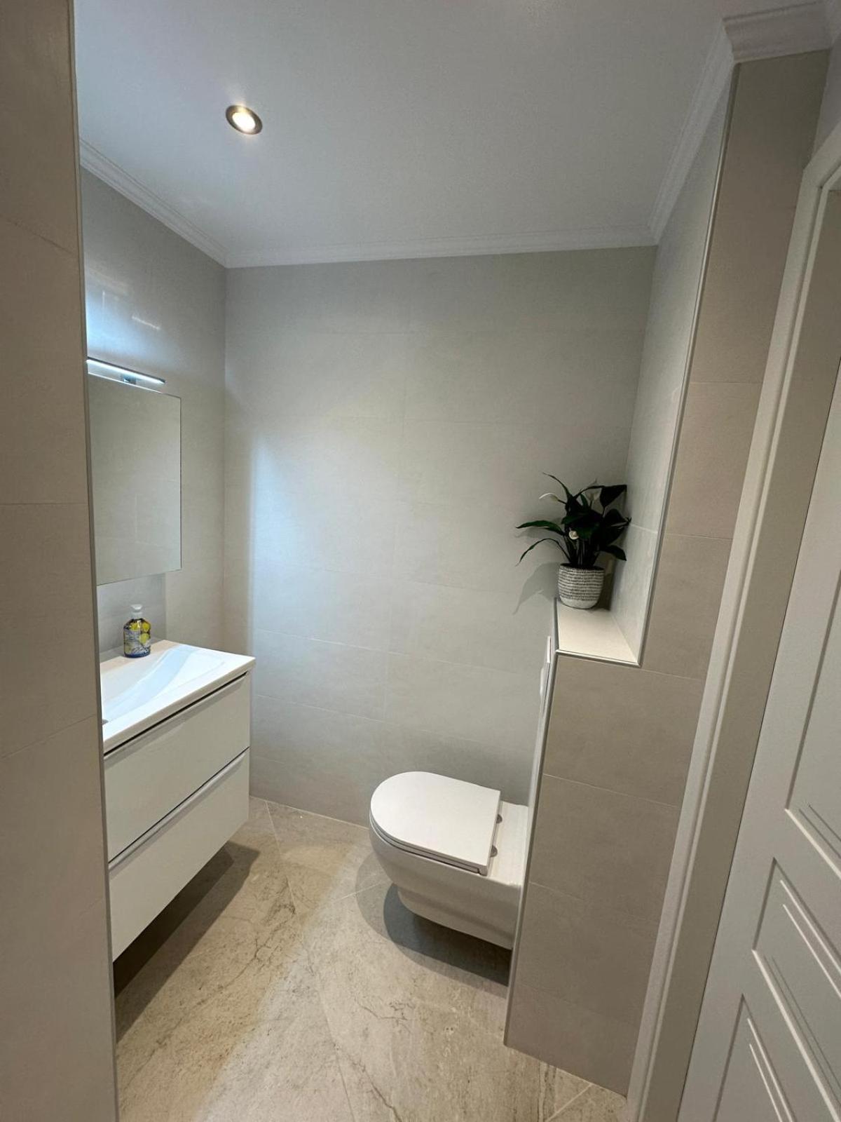Extraordinaire Grand Studio Au Centre 6 Minutes A Pied De La Plage Et L'Hotel Negresco Nice Buitenkant foto